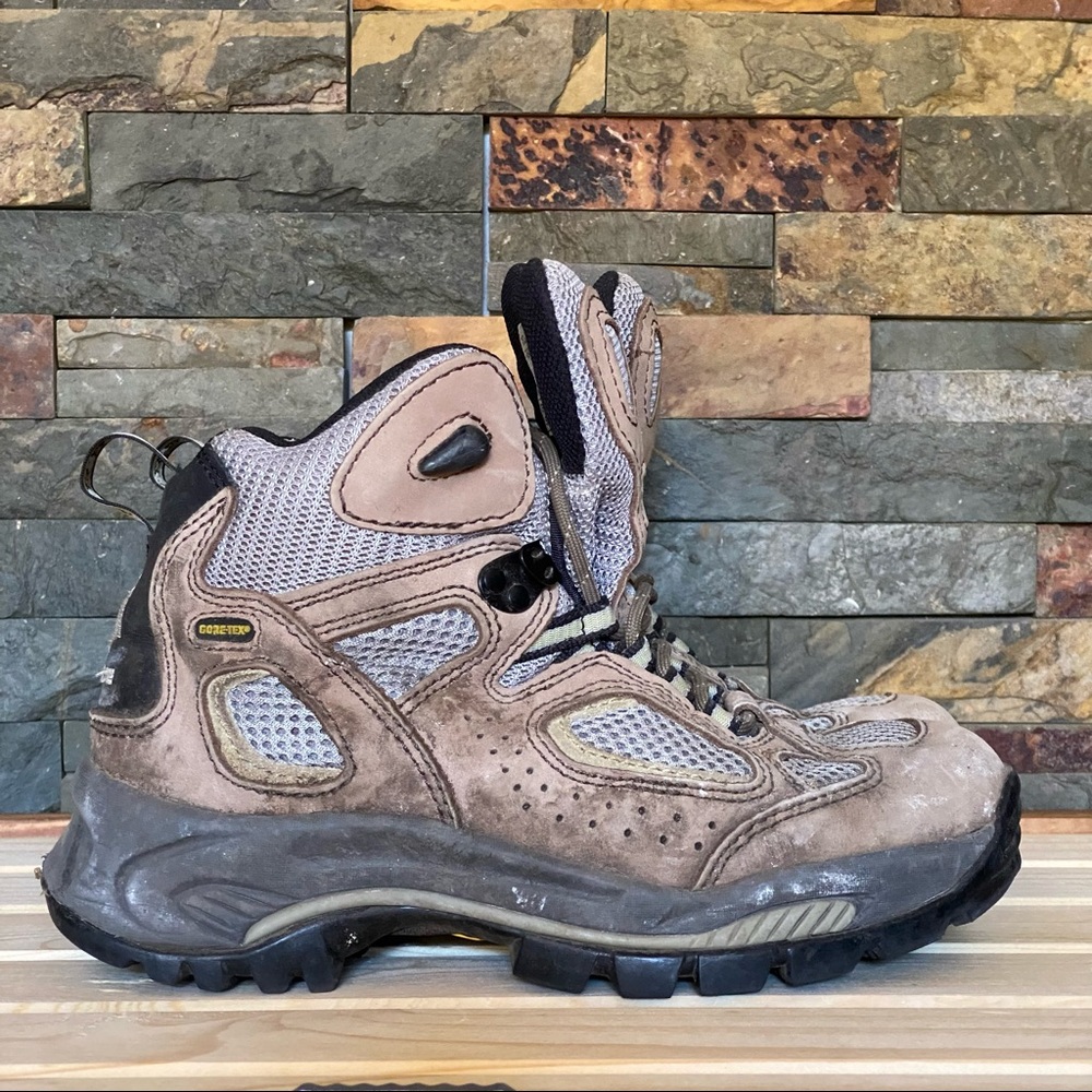 VASQUE • “Breeze GTX” Goretex Leather Hiking Boots - Size 6.5 - Picture 6 of 16